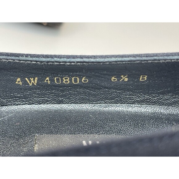 Vtg 90s Stuart Weitzman Square Toe Block Heels Pumps Womens 6.5 Navy Slip On - Picture 12 of 12